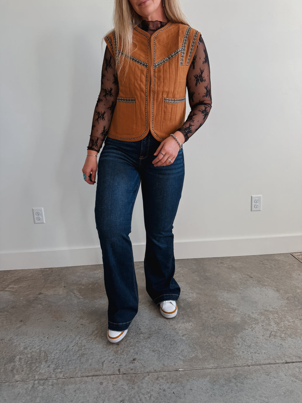 Dark Basic Flare Denim