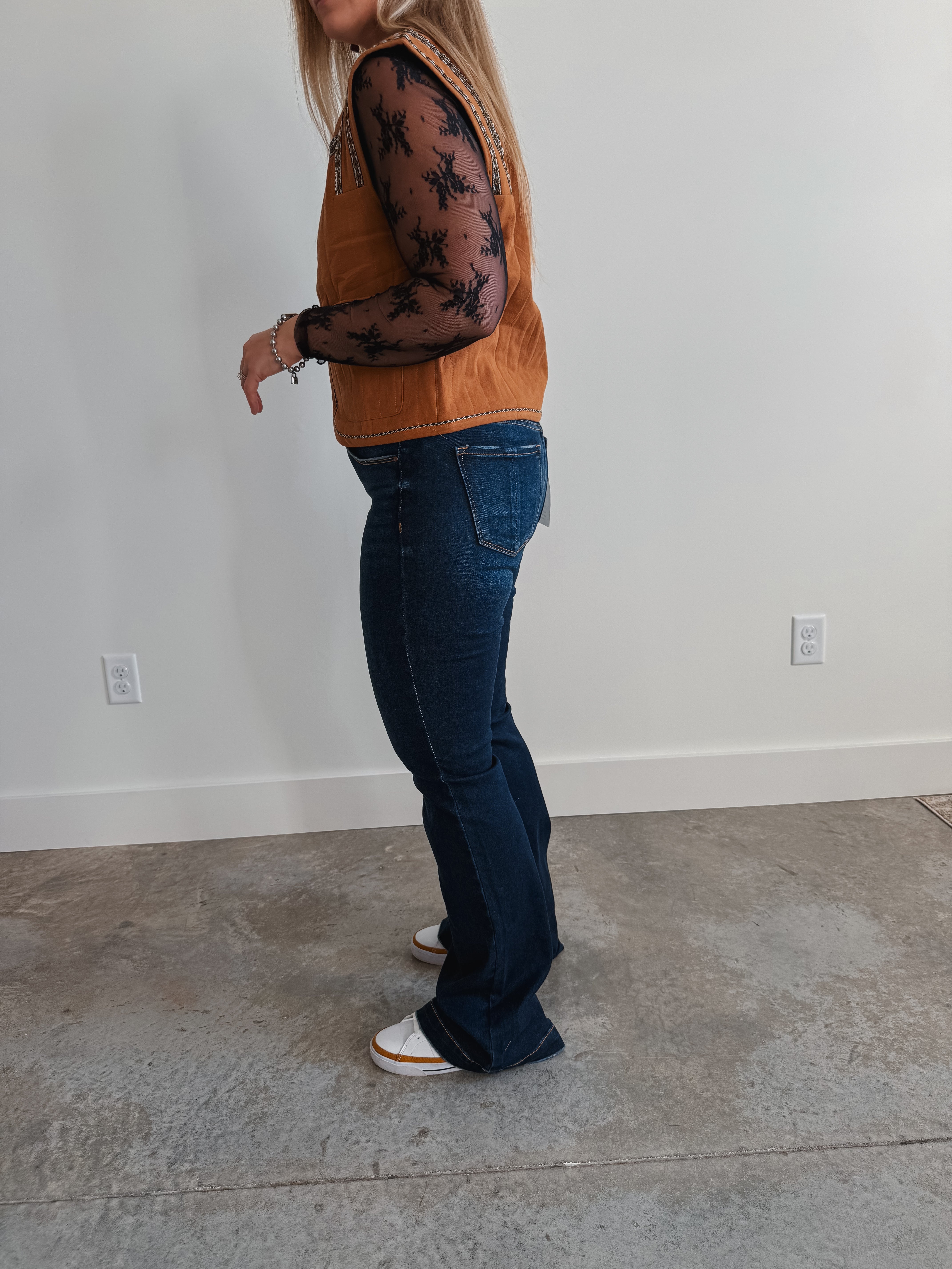 Dark Basic Flare Denim